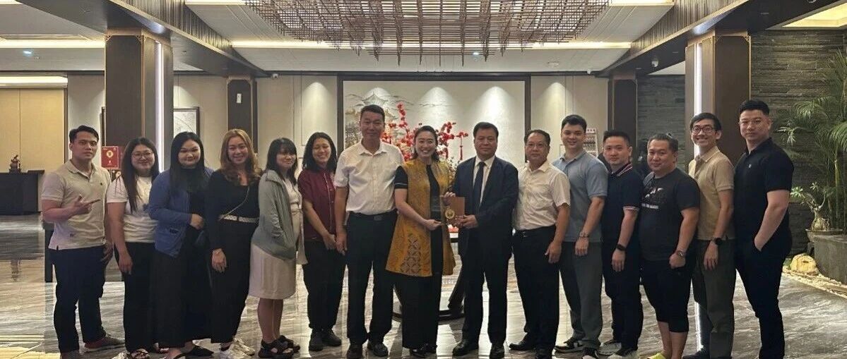印尼校友会代表发言